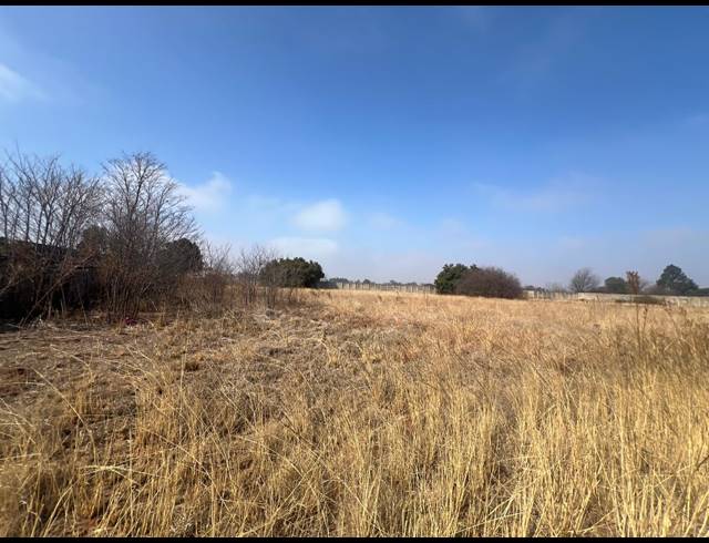 1,244M² VACANT LAND FOR SALE IN KOOKRUS